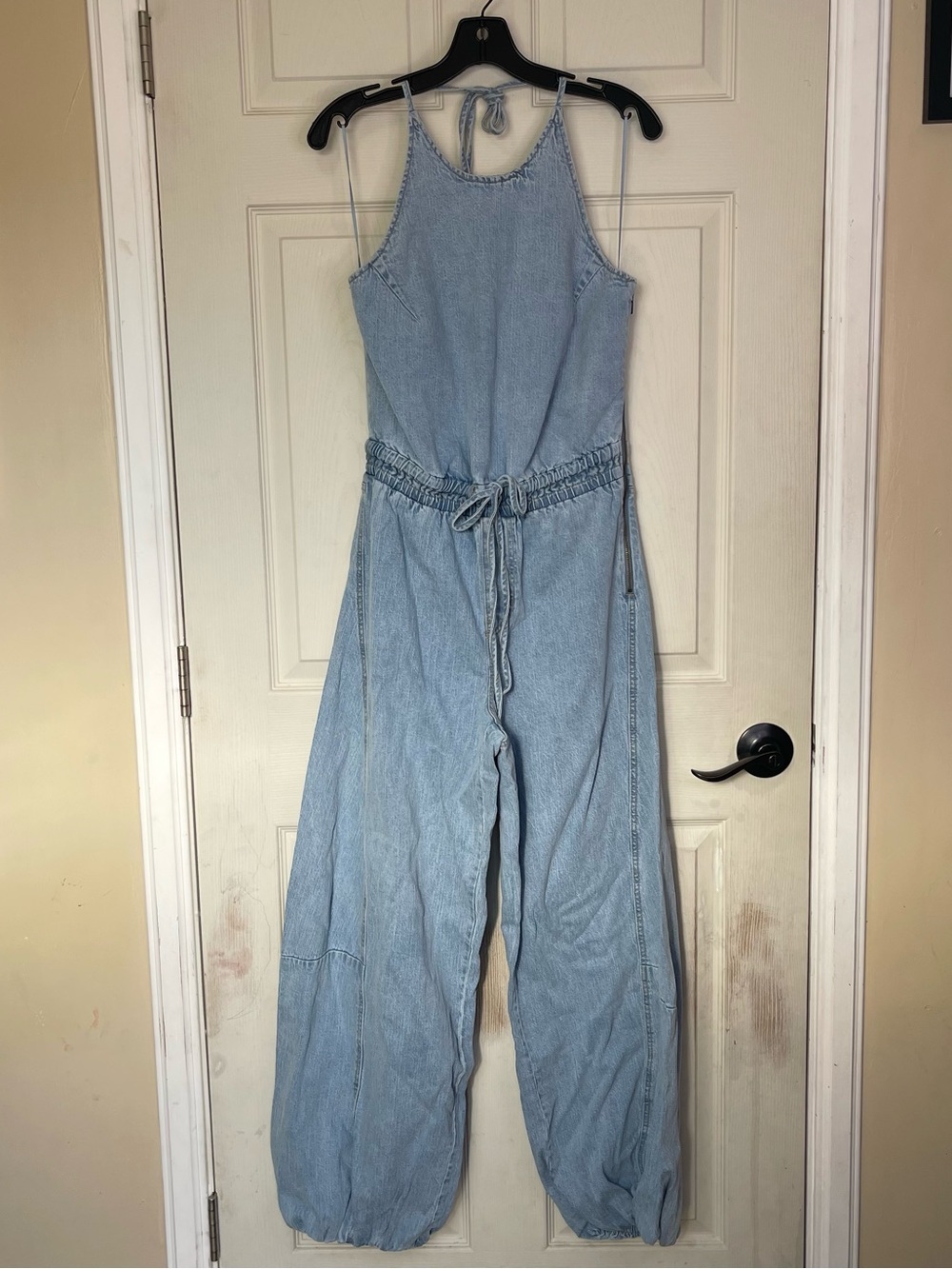 Abercrombie & Fitch High-Neck Linen-Blend Denim Balloon Leg Jumpsuit Sz Small - Picture 1 of 9